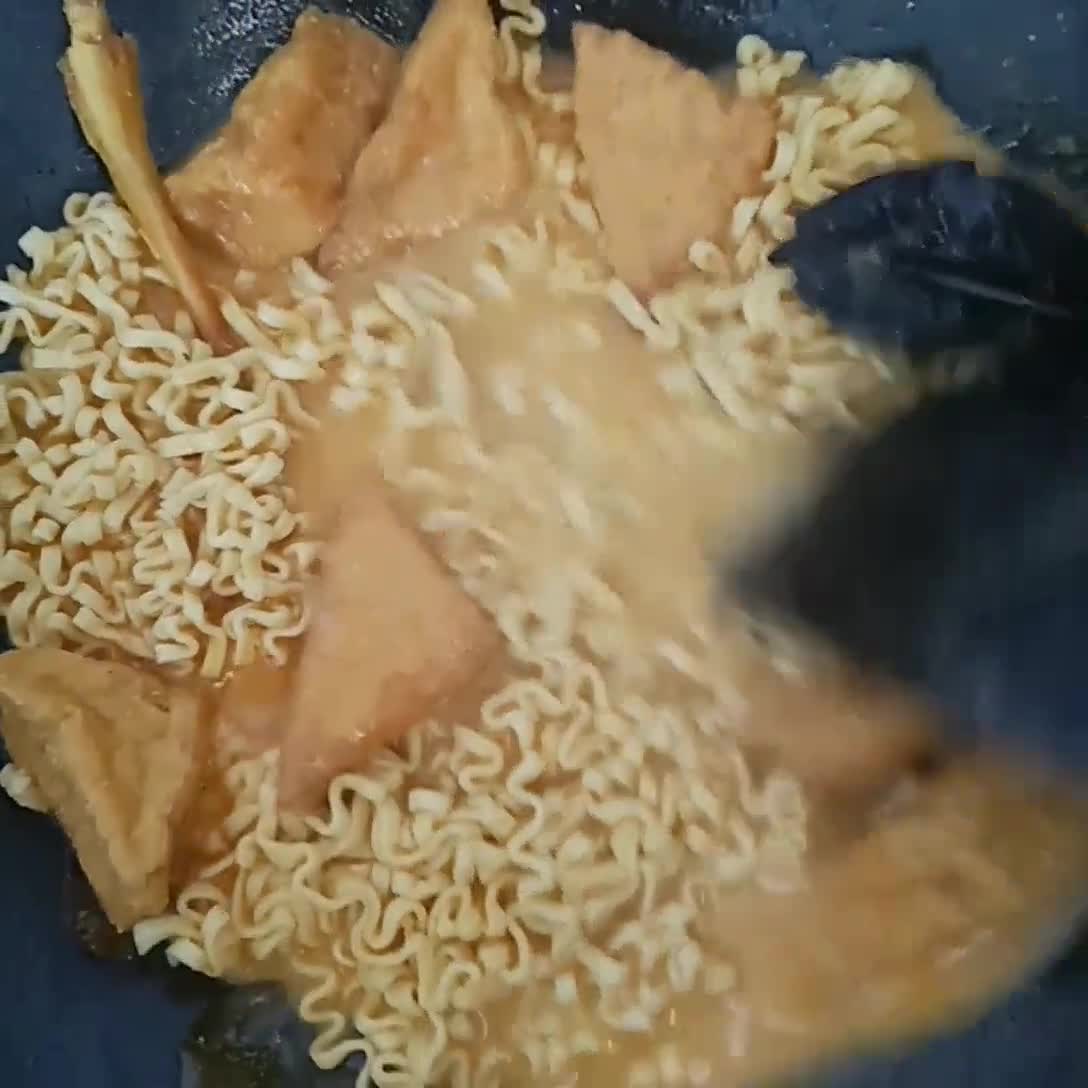 Foto langkah ke 3 dari resep Tahu Mie Khas Balikpapan.