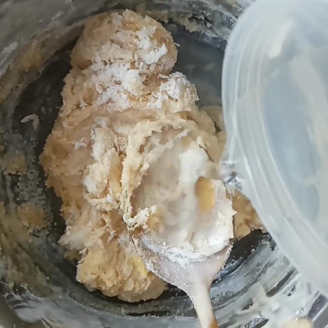 Foto langkah ke 2 dari resep Pisang Goreng Ala Kopi Klotok.