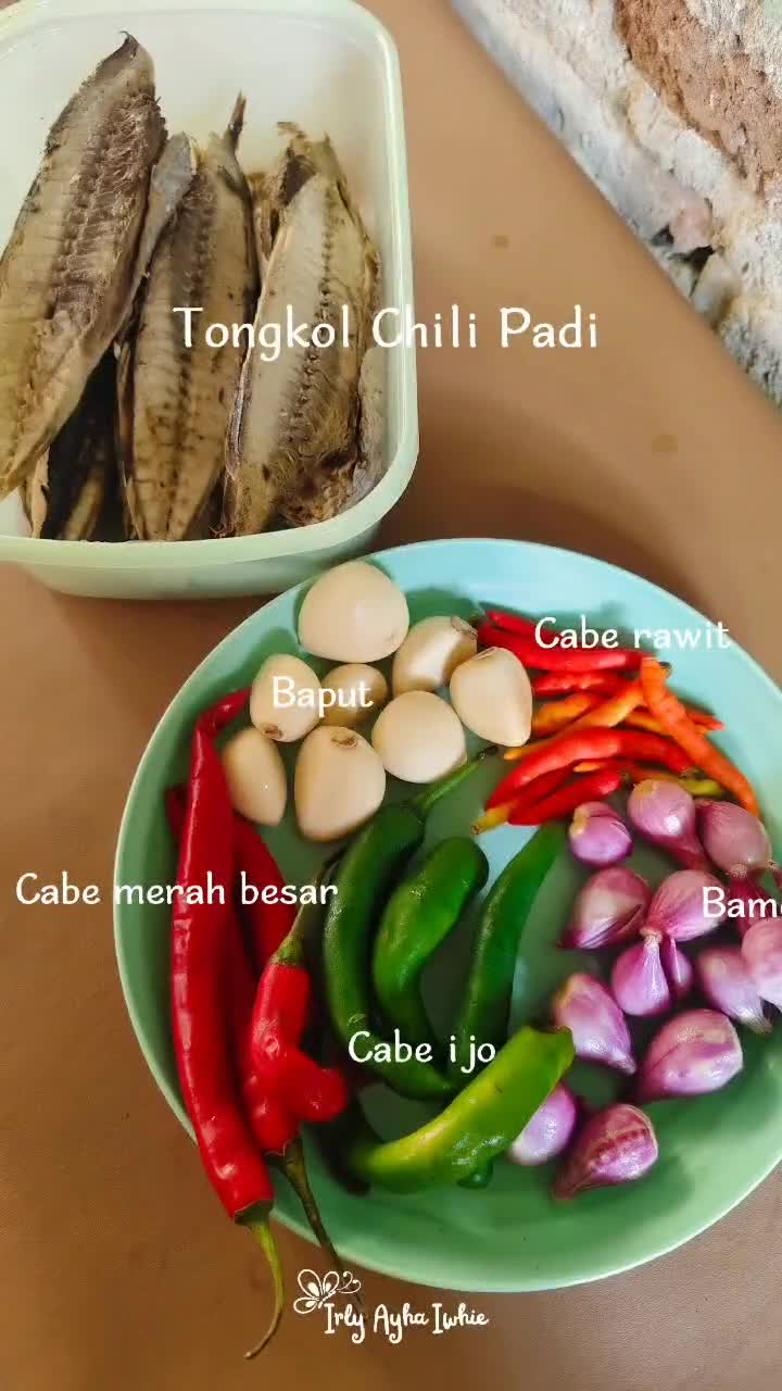 Foto langkah ke 2 dari resep Tongkol Chili Padi.