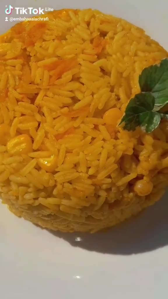 صورة لخطوة 1 من وصفة أرز بالخضار صحي