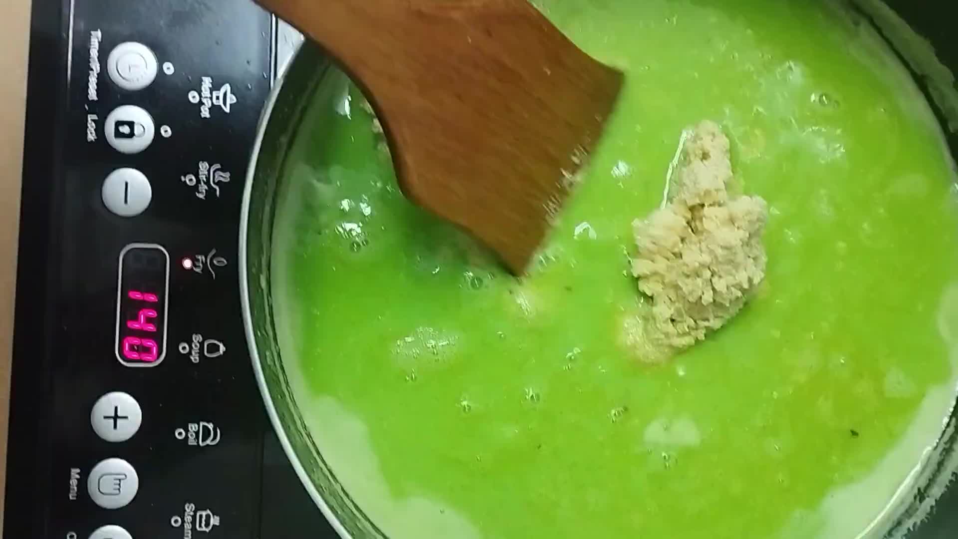 Gambar langkah 4 resipi Kuih Kesari.