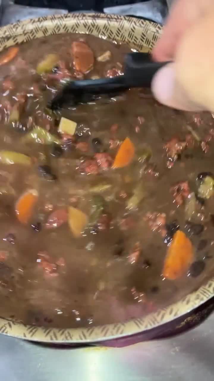 Foto del paso 6 de la receta: Frijoles 🫘 Charros al estilo @jauregrill