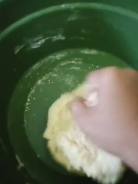 Foto langkah ke 1 dari resep Donat Praktis Ekonomis.