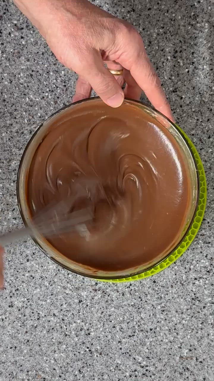 Foto del passaggio 2 della ricetta Cheesecake Yogurt e Cioccolato