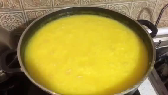 عکس مرحله 1 از دستور شله زرد نذری😋