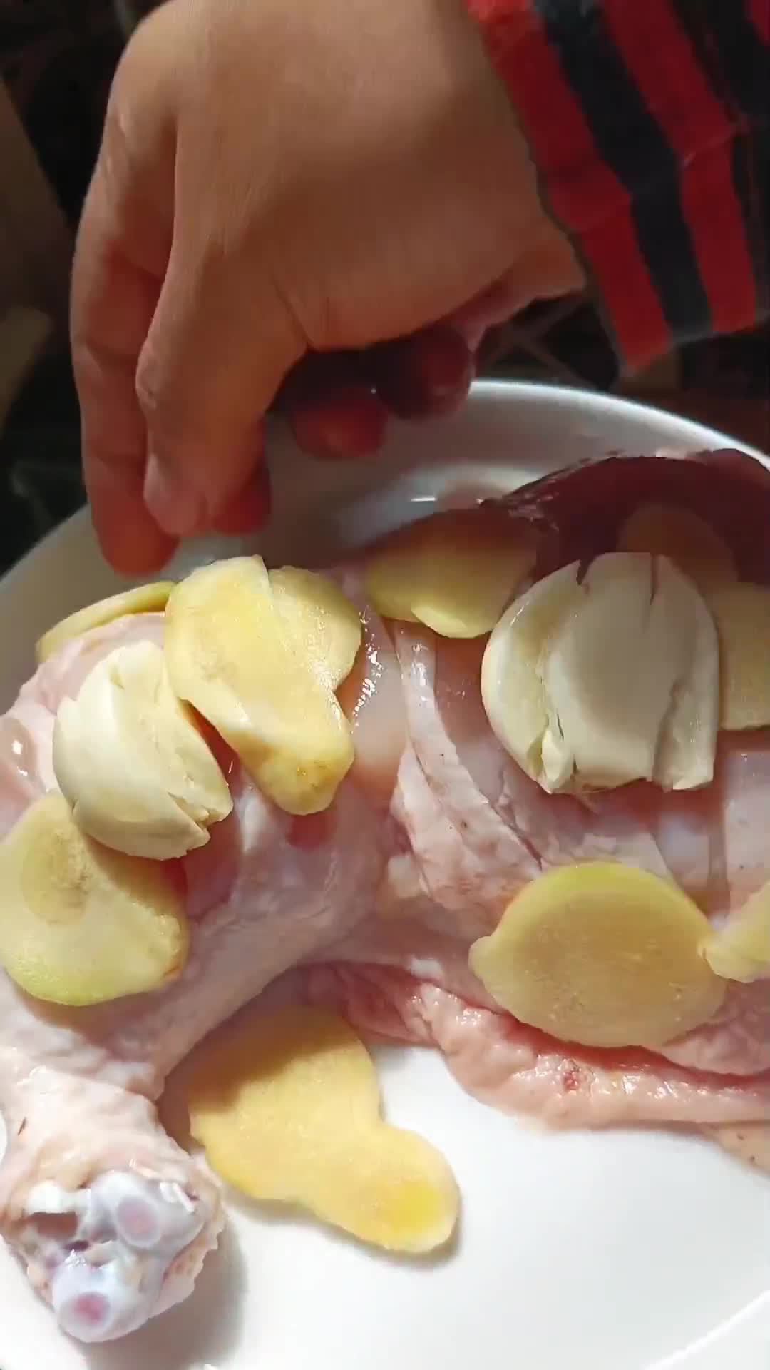Foto langkah ke 1 dari resep Ayam kukus Jahe (diet friendly).