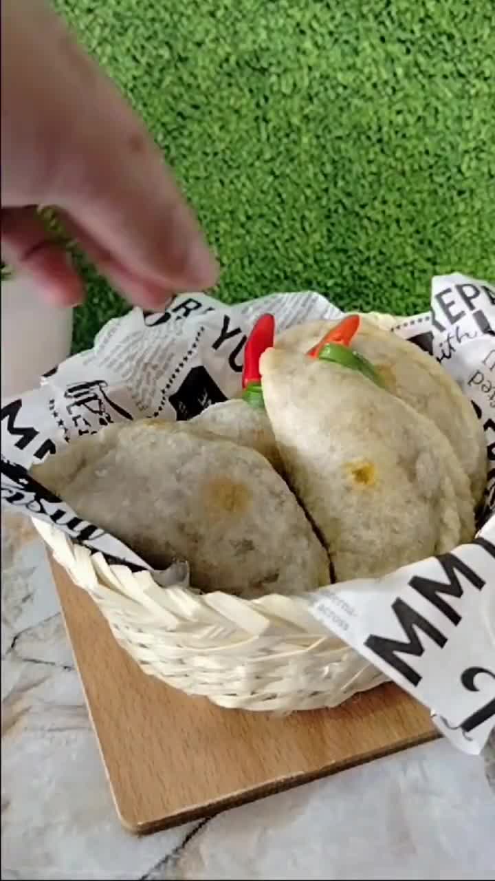 Foto langkah ke 6 dari resep Cireng isi ayam pedas.