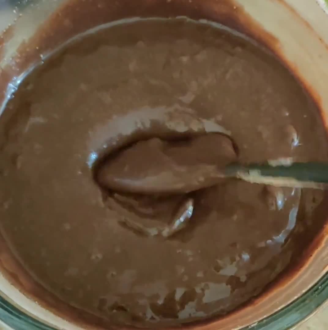 A picture of step 4 of Nutella Swirl Fudge Brownie.