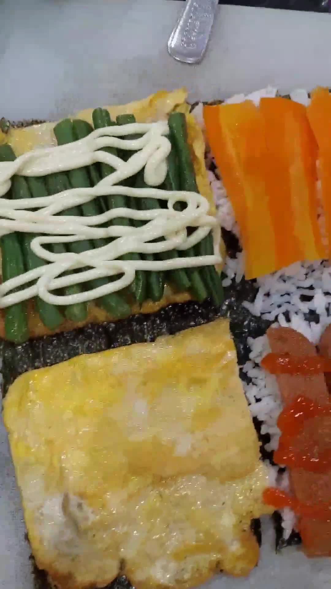 Foto langkah ke 2 dari resep Nori Rice Wrap (559).