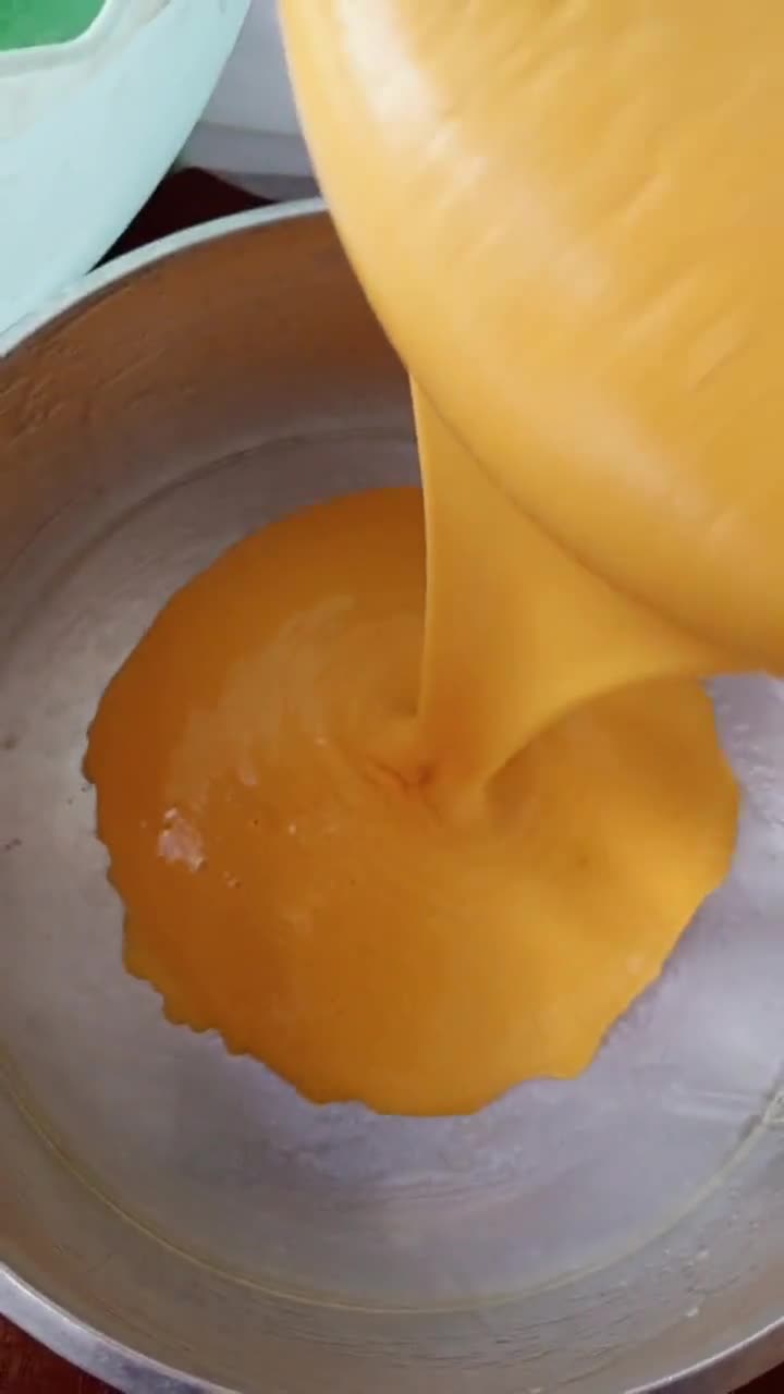 Foto langkah ke 5 dari resep Bolu Kukus Bakerpad.
