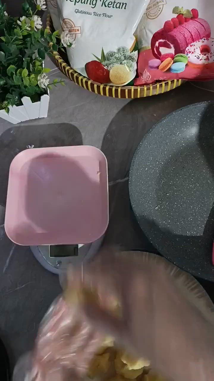 Foto langkah ke 3 dari resep Onde-Onde Hati Merah Putih 🇮🇩 #587.