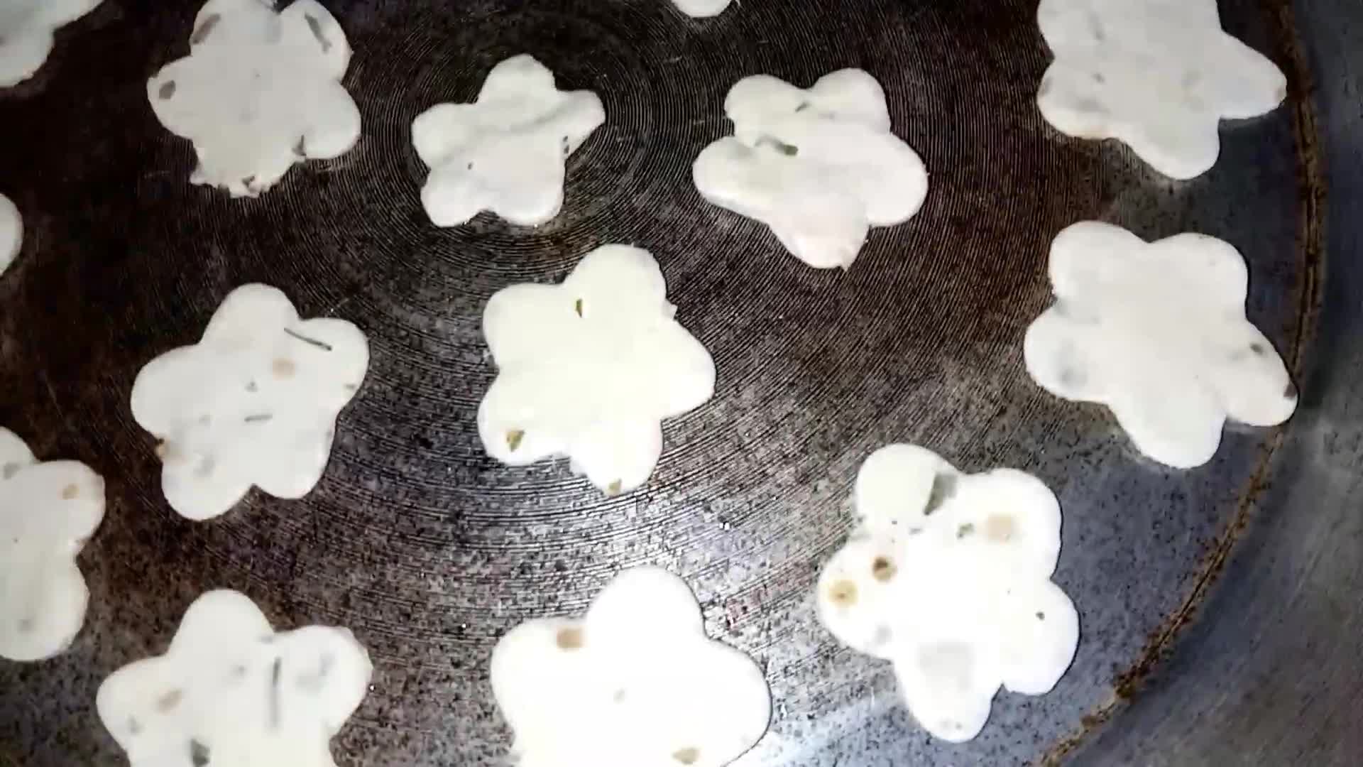 Foto del paso 7 de la receta: Galletitas saladas 🤩❤️