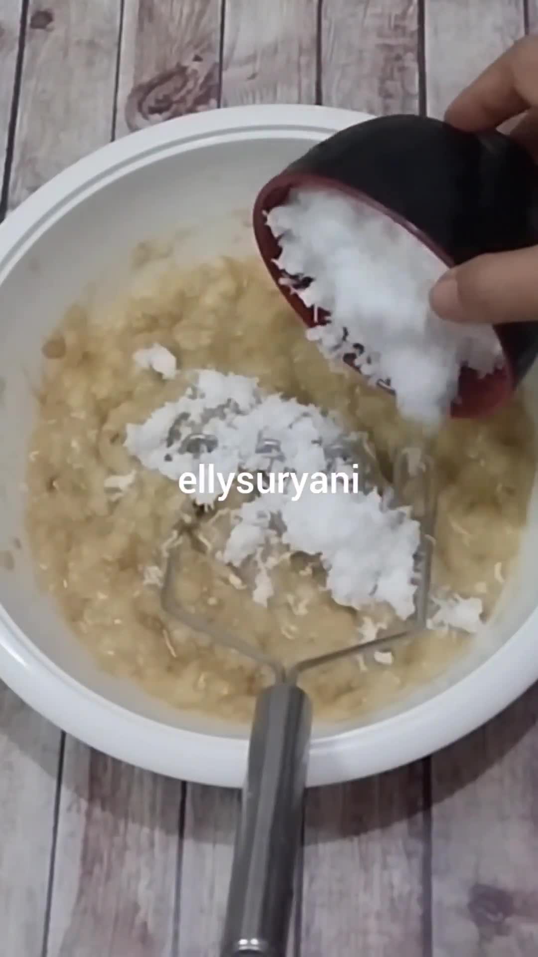Foto langkah ke 3 dari resep Brusbus (Pepes) Pisang-Terigu.