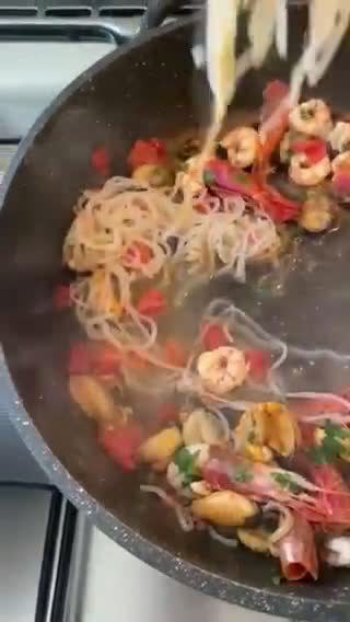 Foto del passaggio 6 della ricetta Shirataki a bari🤗