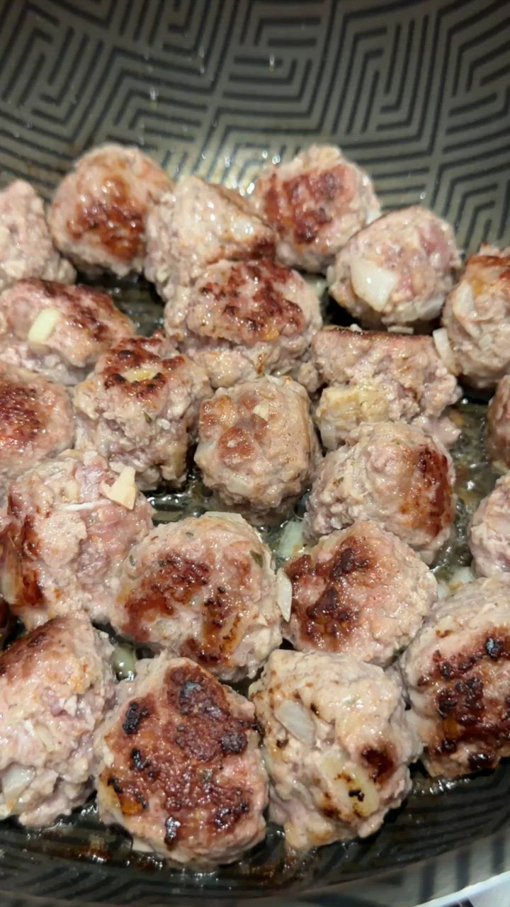 Foto del paso 2 de la receta: 🧆🇸🇪 Köttbullar (Albóndigas Suecas)