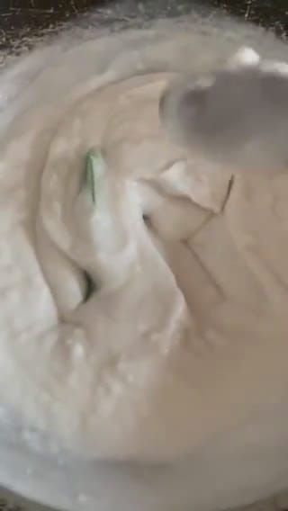 Foto langkah ke 3 dari resep Bubur sumsum lumer.