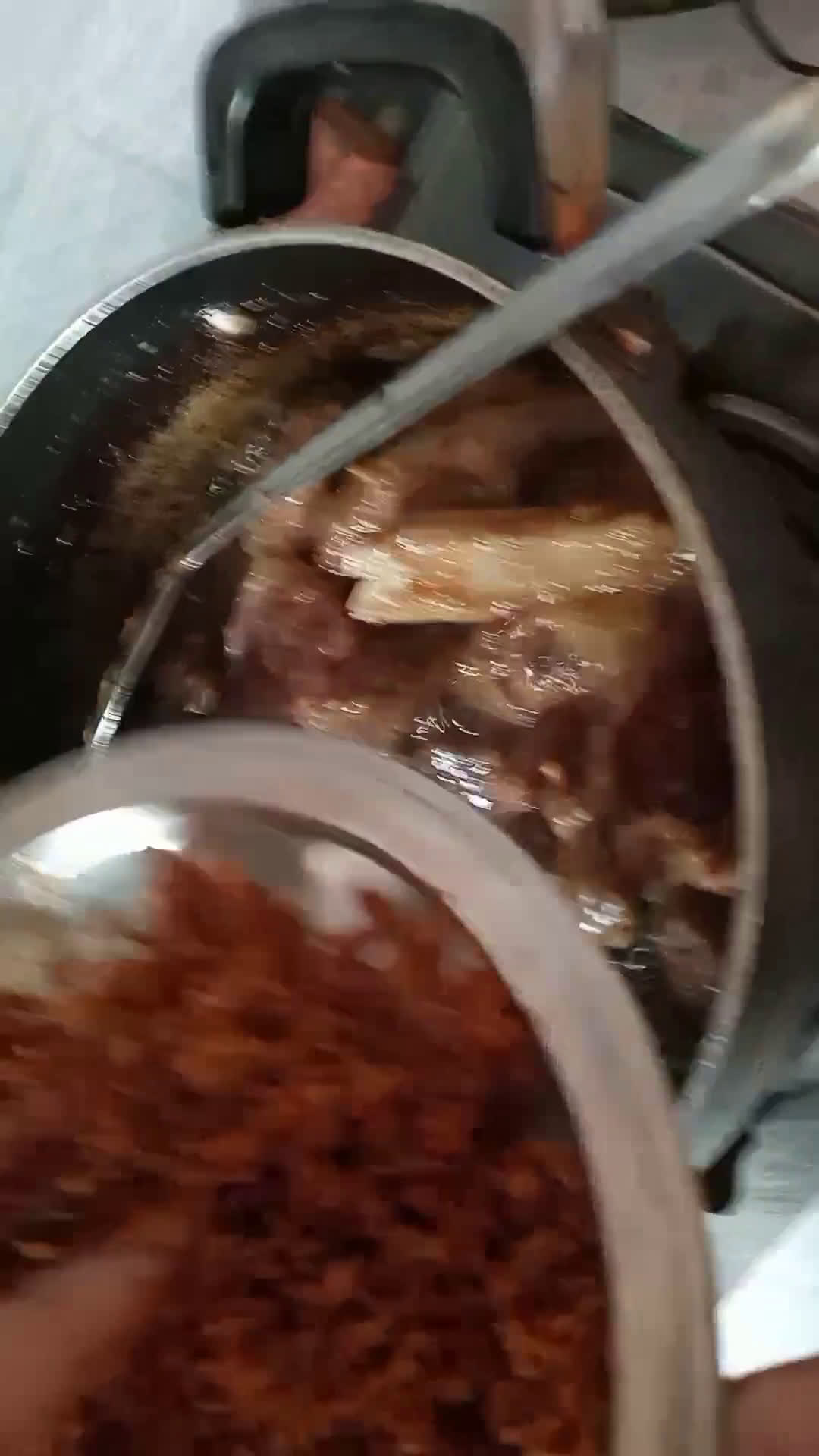 A picture of step 3 of Mutton Badami qorma.