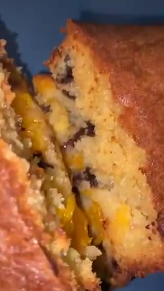 Une image de l'étape 4 de Cake Mandarine 🍊 & Chocolat 🍫.