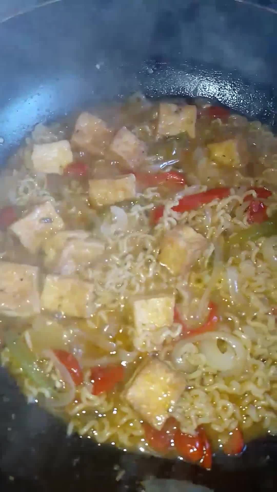 Foto del paso 5 de la receta: Fideos veganos con tofu