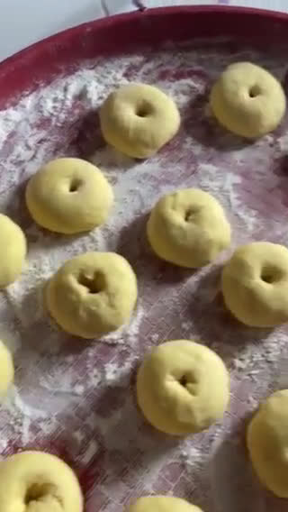Foto langkah ke 6 dari resep Donat Susu.