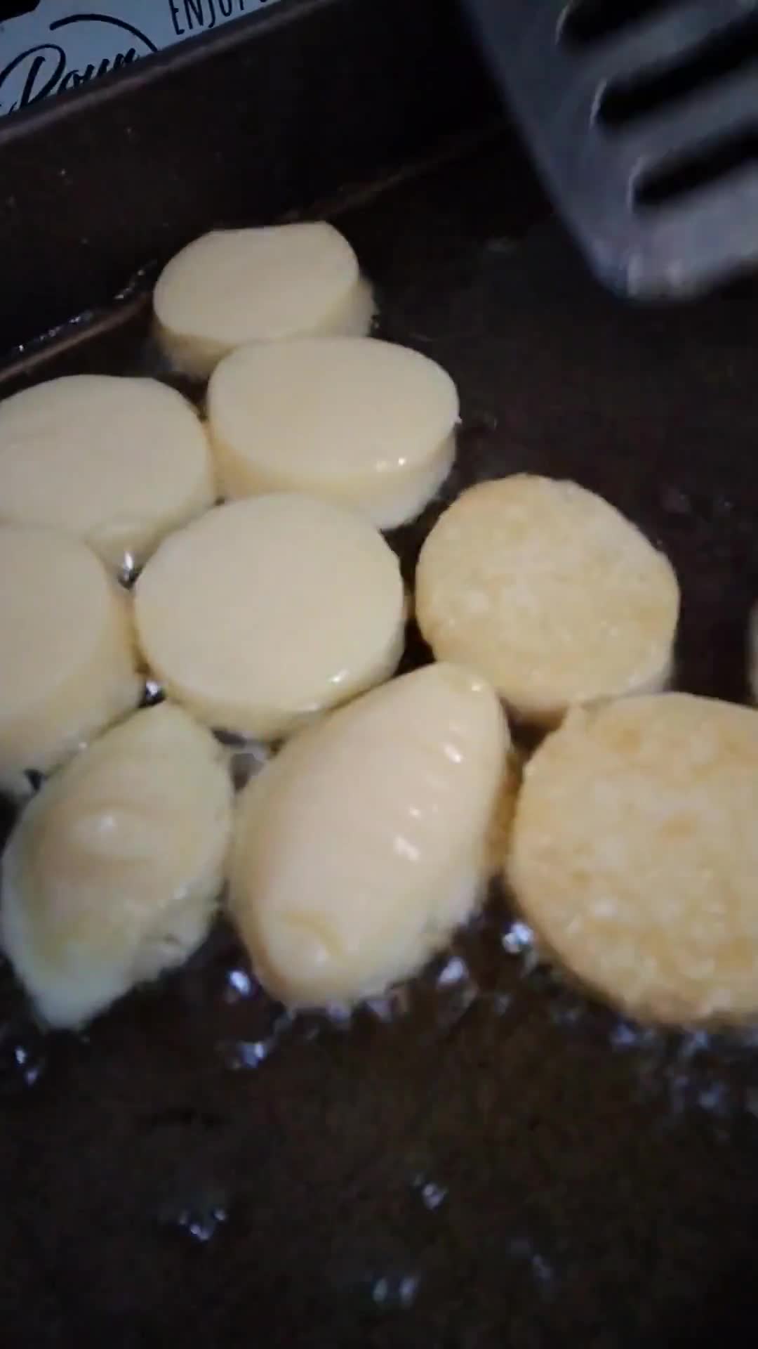 Gambar langkah 2 resipi Sup sayur tauhu telur.