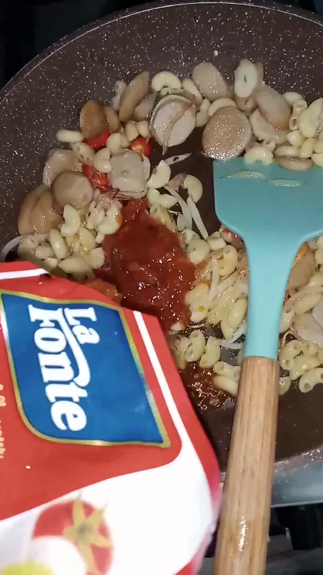 Foto langkah ke 3 dari resep Macaroni Tumis Oriental.