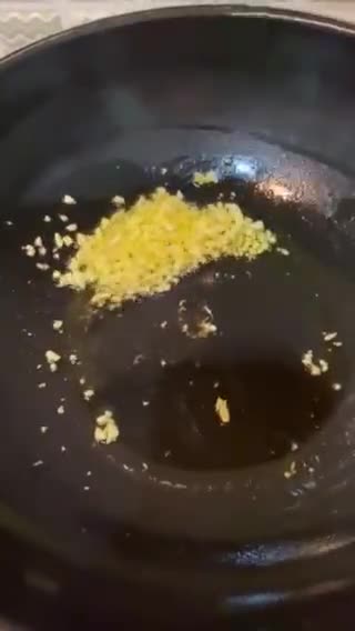 Foto langkah ke 1 dari resep Kwetiaw goreng.