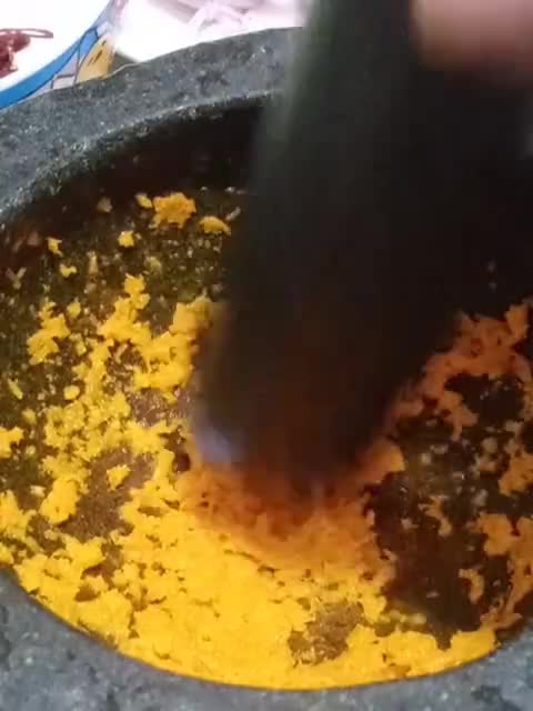 Gambar langkah 1 resipi Nostalgia Nasi Goreng Kunyit Cili kering Airtangan "Emak".