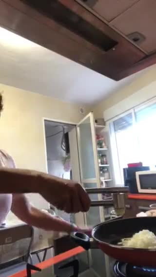 Foto del paso 2 de la receta: Fideuá de marisco