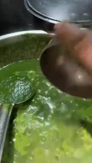 ढाबा स्टाइल पालक करी (Dhaba style palak curry recipe in hindi) रेसिपी चरण 6 फोटो