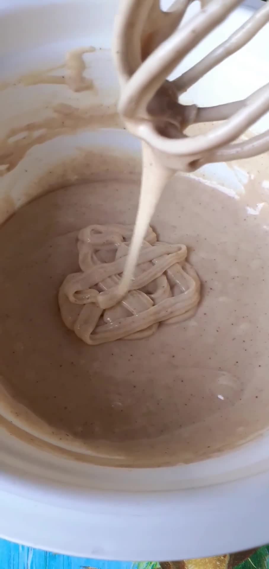 Foto del paso 2 de la receta: Budín de miel y canela🍯