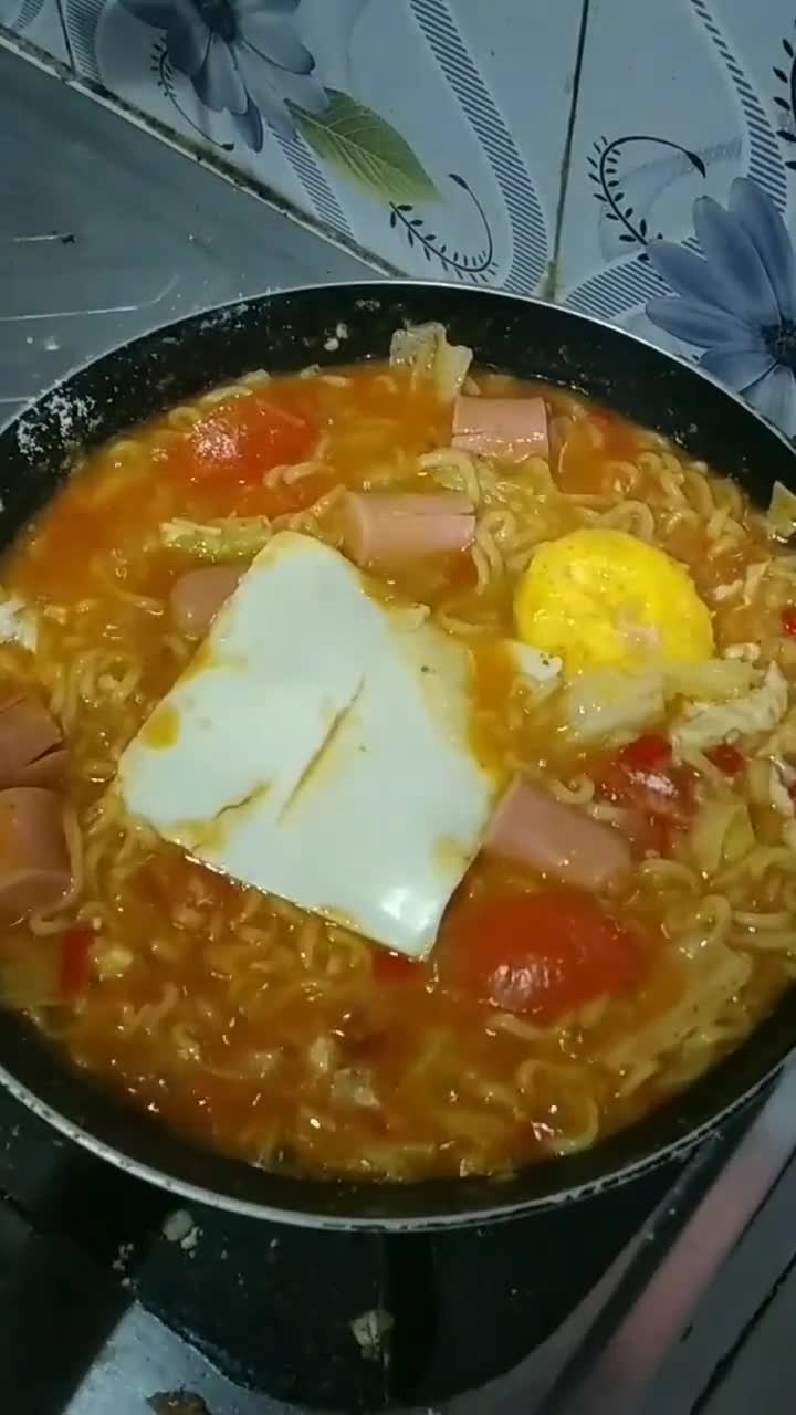 Foto langkah ke 7 dari resep MIE SPICY CHEESE (anak kos banget).