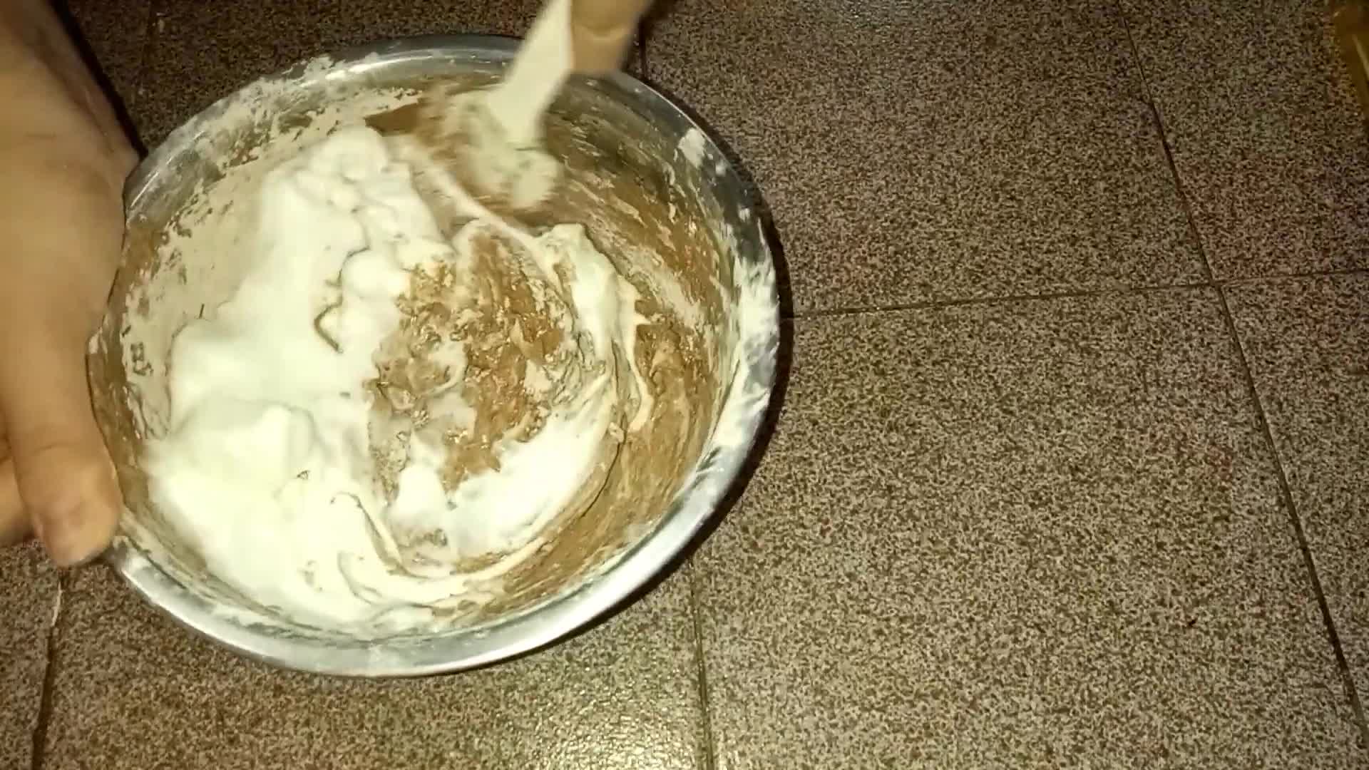 Foto del paso 7 de la receta: Bizcochuelo de chocolate para celíacos