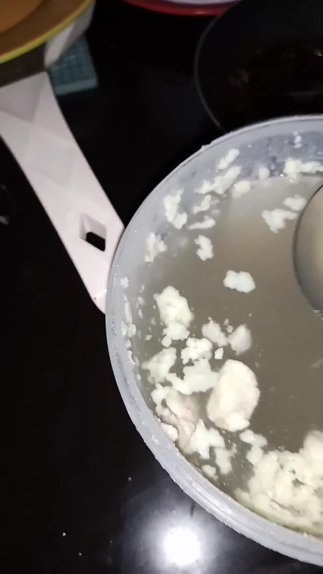 Foto langkah ke 3 dari resep Kerang Hijau Bumbu Pedas.