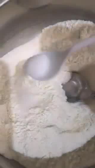 Foto langkah ke 2 dari resep Lepat pisang tanduk.