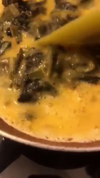 Foto del paso 3 de la receta: Revuelto de acelgas silvestres