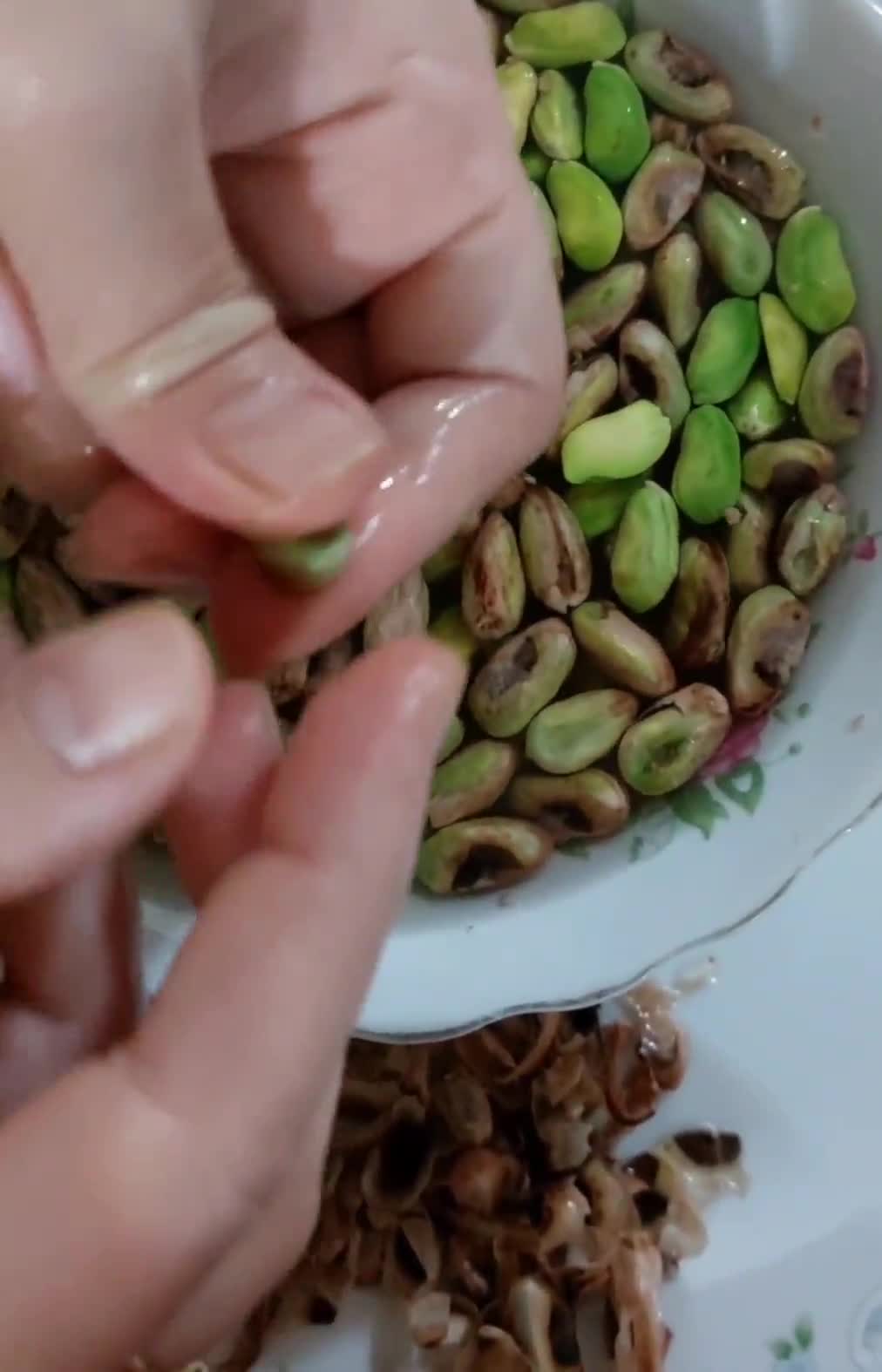 عکس مرحله 2 از دستور خلال پسته خونگی