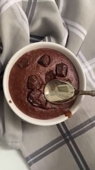 Foto del paso 3 de la receta: Volcán de chocolate en freidora de aire (airfryer) 🥣