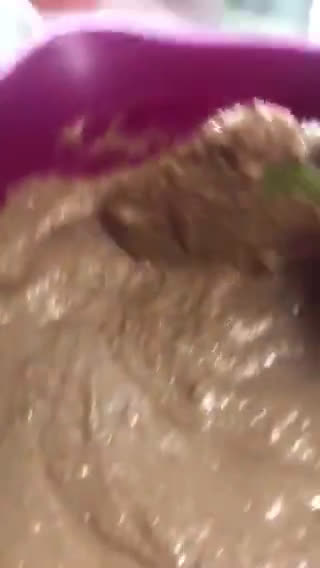 Foto del paso 7 de la receta: Bizcocho de harina de almendras, coco🥥, naranja 🍊 y chocolate, keto, sin azúcar