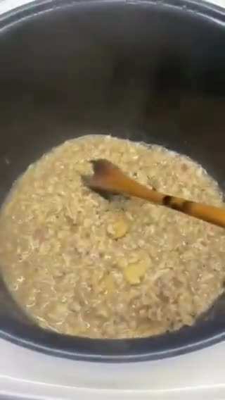 Gambar langkah 3 resipi Bubur Oat dan Salmon Panggang Rice Cooker.