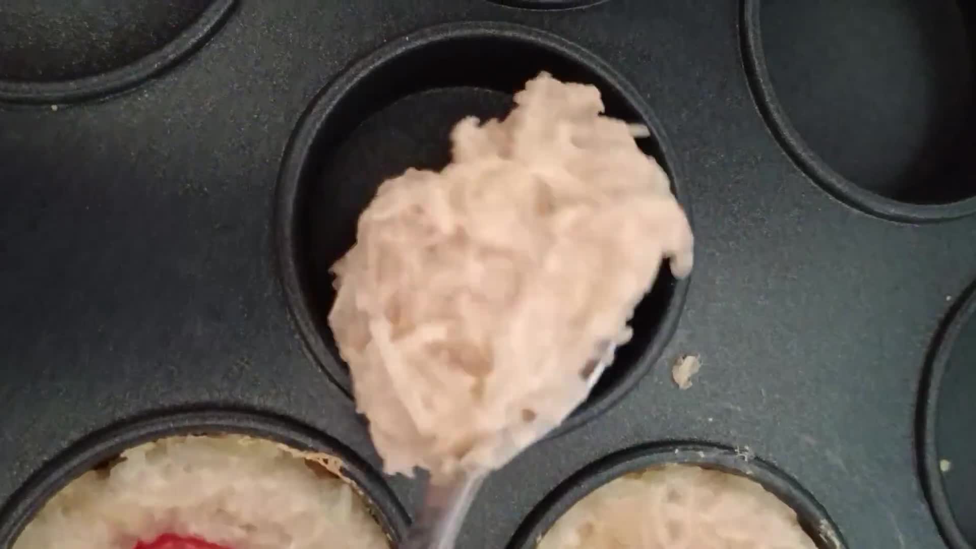 Foto langkah ke 3 dari resep Gamjajeon (Pancake Kentang Korea).