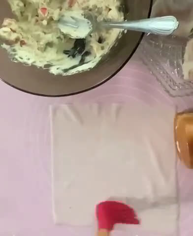 Gambar langkah 5 resipi Roti Khurasan Crab Rangoon (Roti Baghdad).
