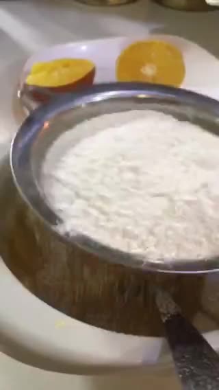 عکس مرحله 1 از دستور کلوچه پرتقالی