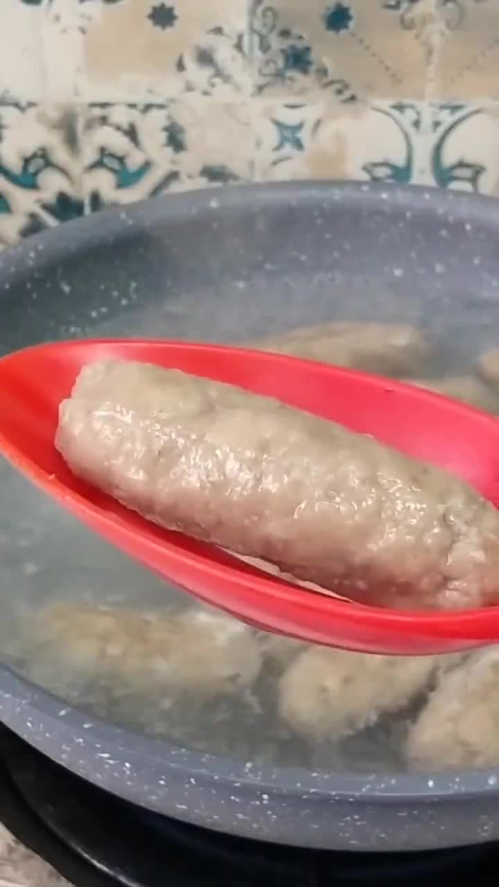 Gambar langkah 3 resipi Keropok lekor homemade.