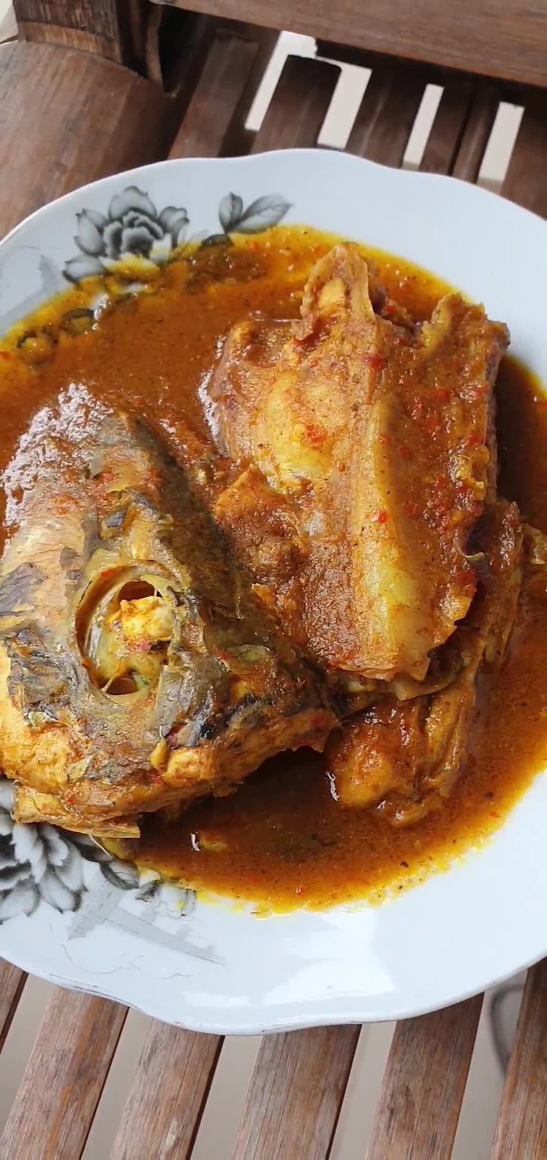 Foto langkah ke 4 dari resep Tumis Kepala Ikan.