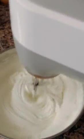 Foto del paso 2 de la receta: Tiramisú de crema de chocolate blanco 🍫🍫🍫