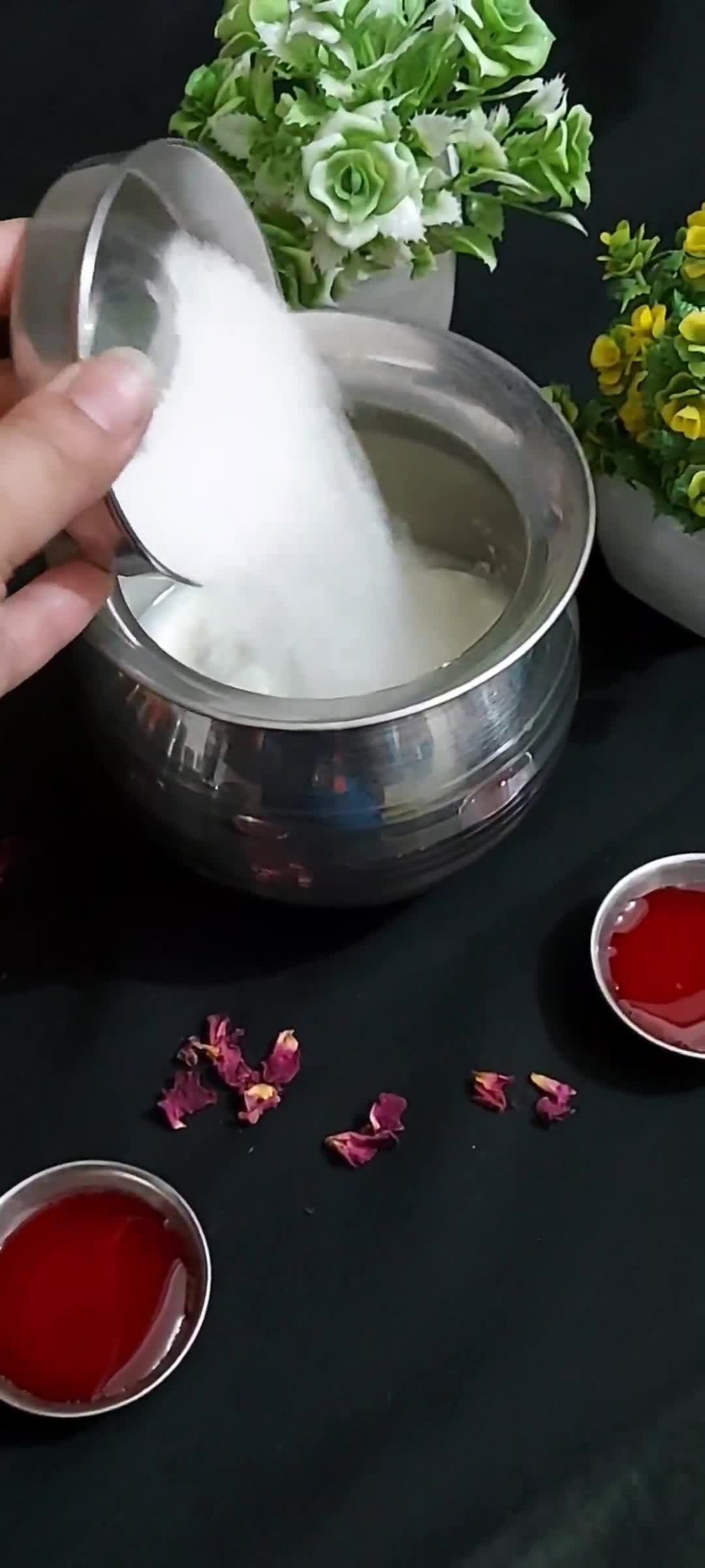 रोज़ लस्सी विद आइसक्रीम (rose lassi with ice cream recipe in Hindi) रेसिपी चरण 1 फोटो