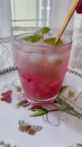 Gambar langkah 4 resipi 👩‍🍳Pomegranate Mojito.