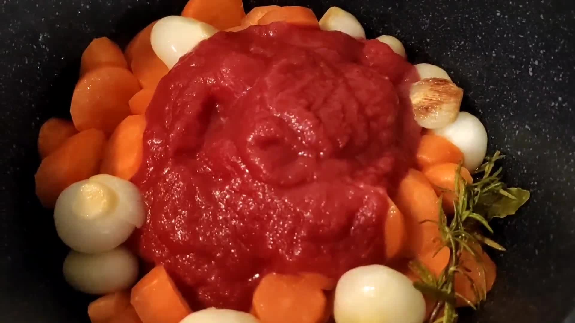Foto del passaggio 3 della ricetta Polenta con stufato di verdure