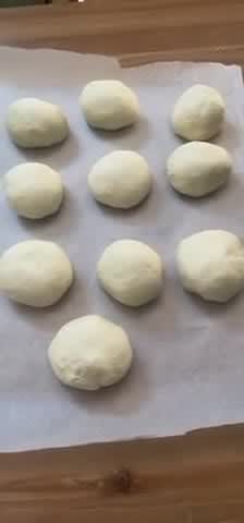 صورة لخطوة 2 من وصفة كروسان